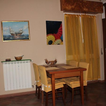 D.E.M. Apartment La Spezia Bagian luar foto